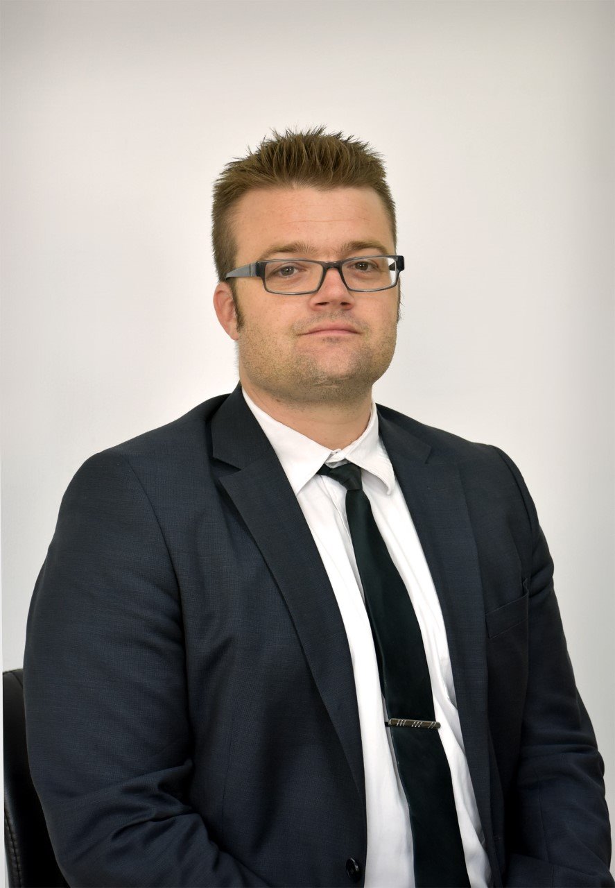 עו&quot;ד מיכאל דקר - צילום שיר דקר