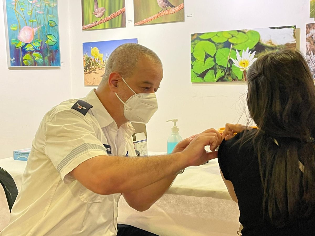 ארכיון קורונה/חיסונים. קרדיט: עיריית אשדוד ארכיון קורונה/חיסונים. קרדיט: עיריית אשדוד