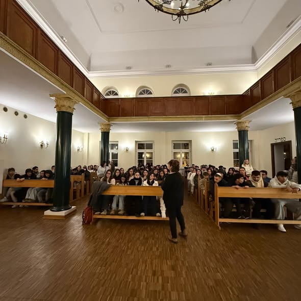 קריית החינוך השש שנתית ע"ש איינשטיין- ראשון לציון