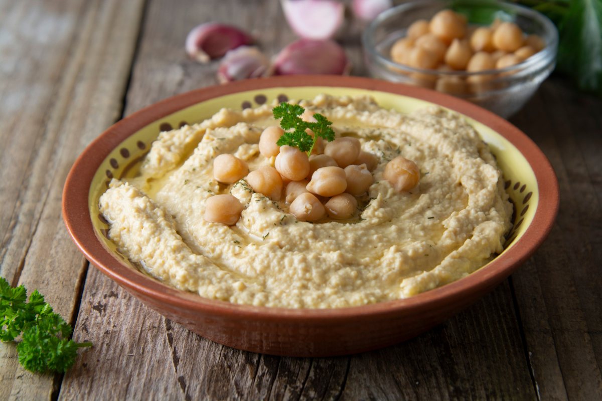 יחצ
