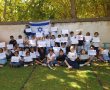 תלמידי מערכת החינוך ביבנה חגגו את שובם של החטופים הביתה