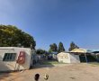 שערוריה ביבנה: האופוזיציה מנעה הקמת מבנה קבע למוסד חינוכי, ו120 תלמידים בגיל גנים ויסודי ימשיכו ללמוד במבנה מסוכן