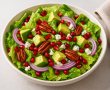 מתכון לסלט חגיגי סלט חסה עם רימונים