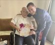  ראש עיריית ראשון לציון בביקור אצל תושב עיר שחגג יום הולדת 100
