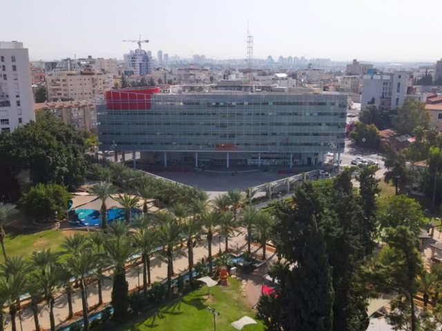 בניין עיריית ראשון לציון (דוברות העירייה)