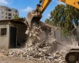 אילוסטרציה הריסת מחסן (AI)