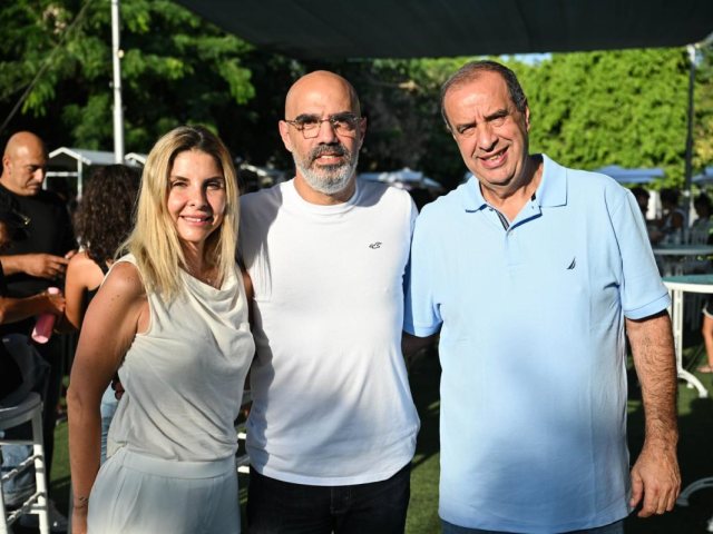 יחצ