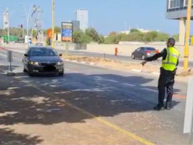 אוכפים את הסגר. קרדיט: עיריית אשדוד