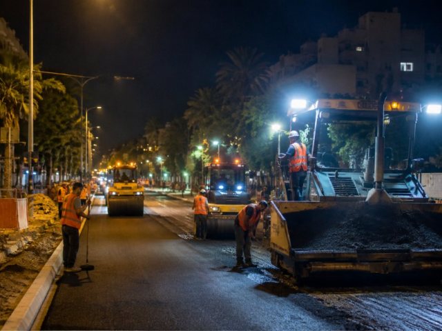 אילוסטרציה עבודות בכביש 