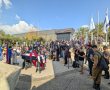 עשרות בני אדם הגיעו לחלוק לו כבוד אחרון לסטודנט ביפין ג'ושי שנרצח בשבי חמאס