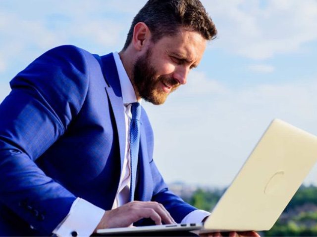  Bigstockphoto.com